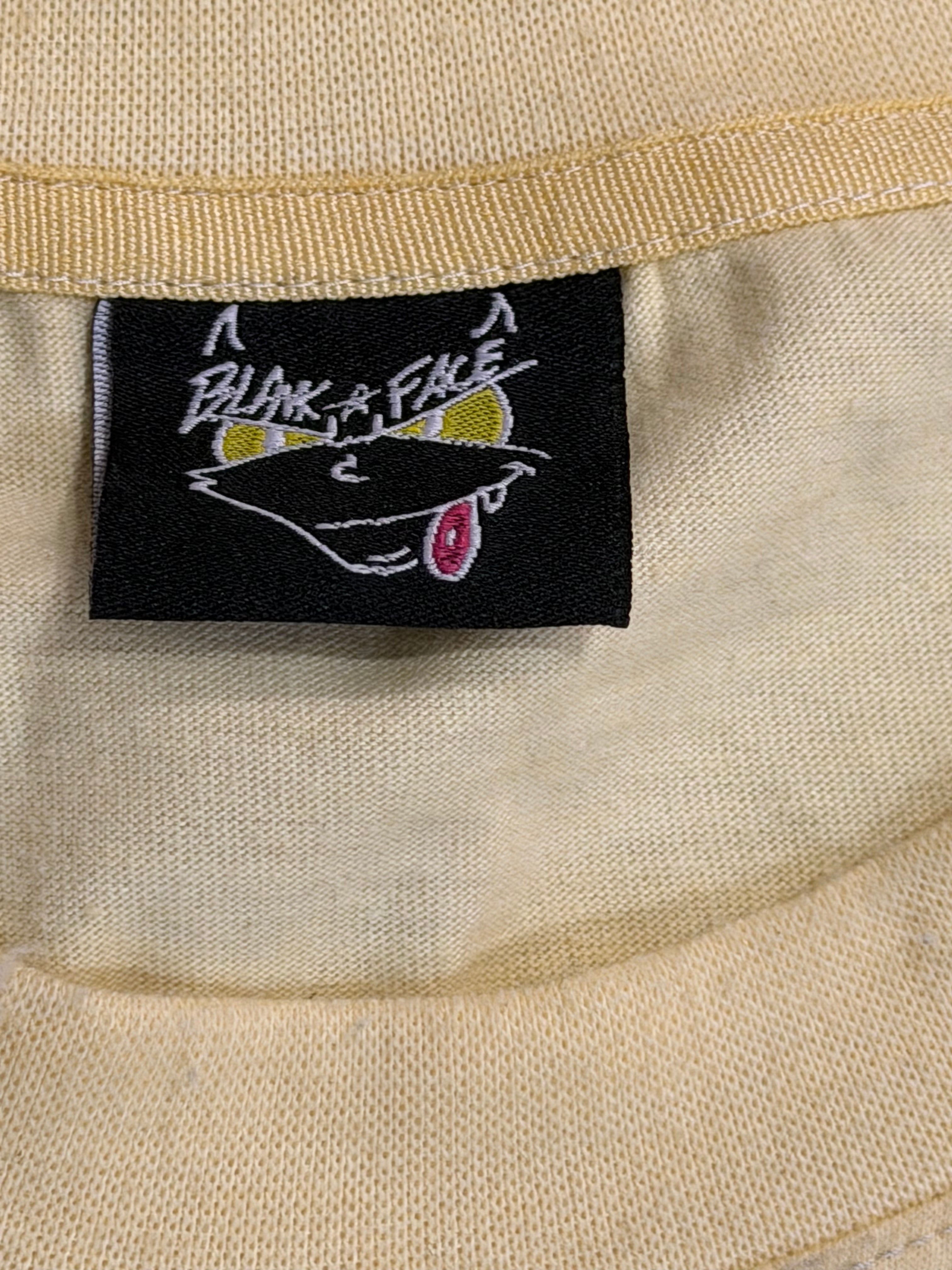 The "Mascot" Tee in Del La Creme