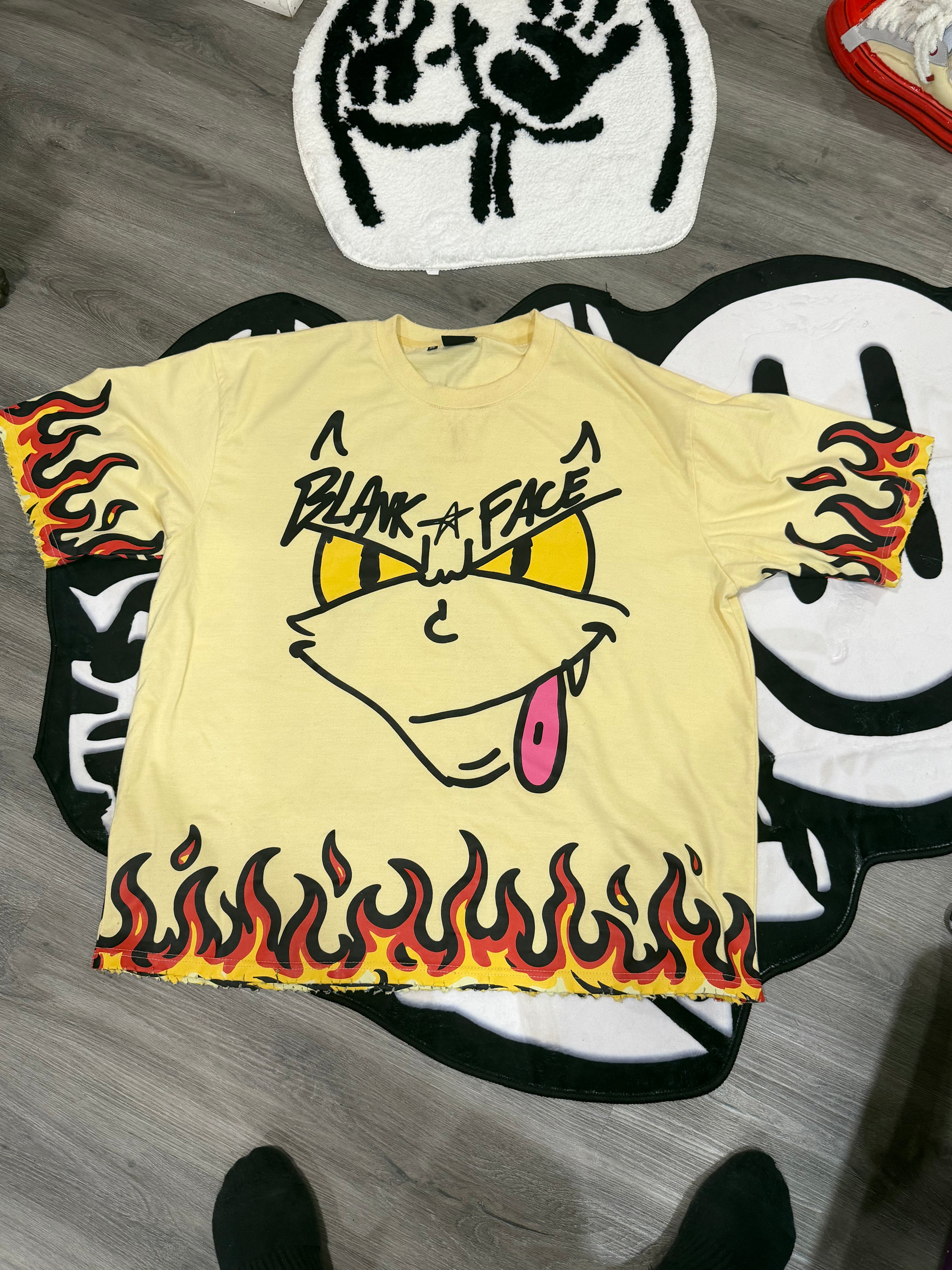 The "Mascot" Tee in Del La Creme